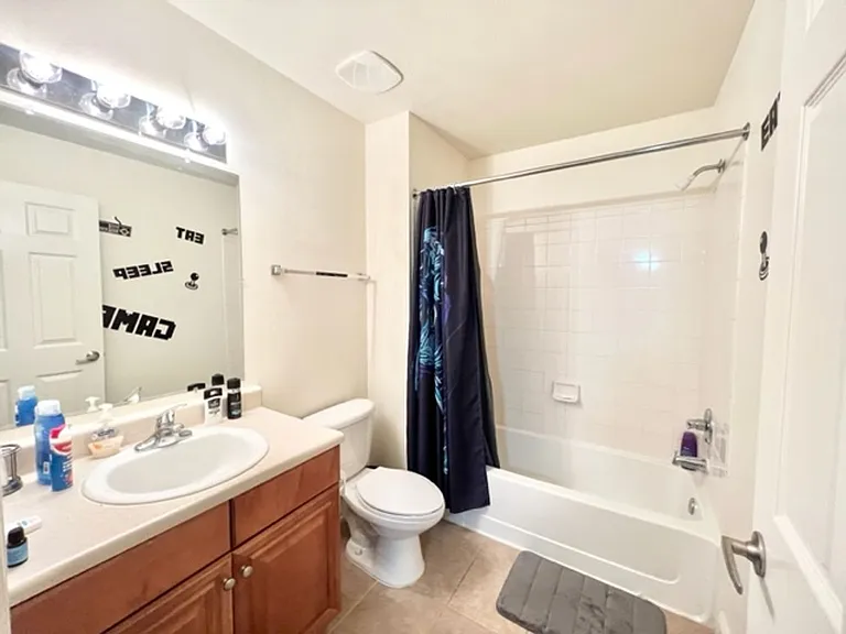 703 Majestic Dr — Photo 10