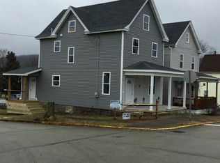 416 Charles St, Derry, PA 15627