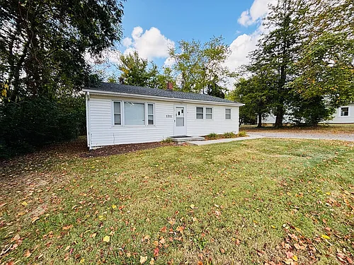 1115DB - 1309-1315 N. Main St. - M Photo 1