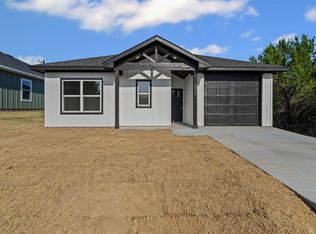 3400 Hilltop Rd, Granbury, TX 76048