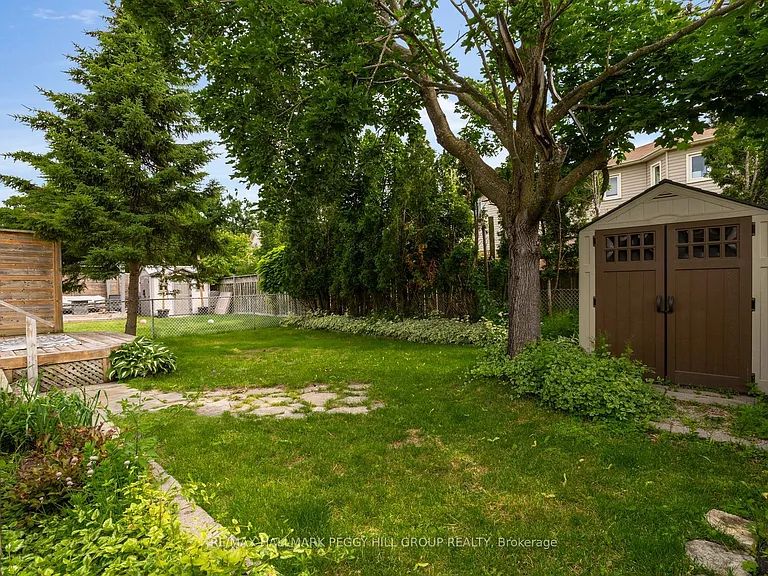 27 Finlay Rd — Photo 14