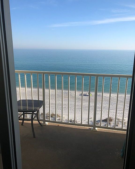 Direct view of Gulf