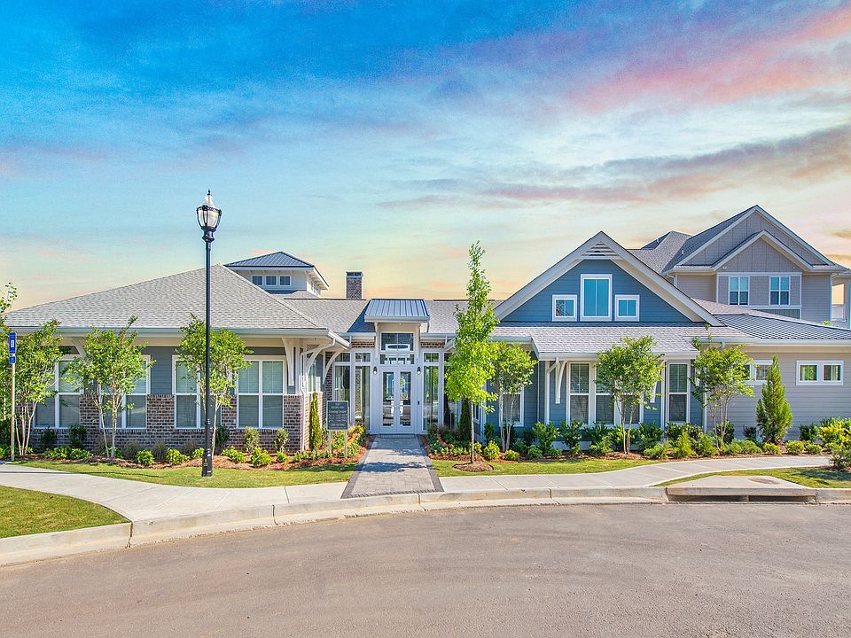 The Highland leasing office and resident clubhouse