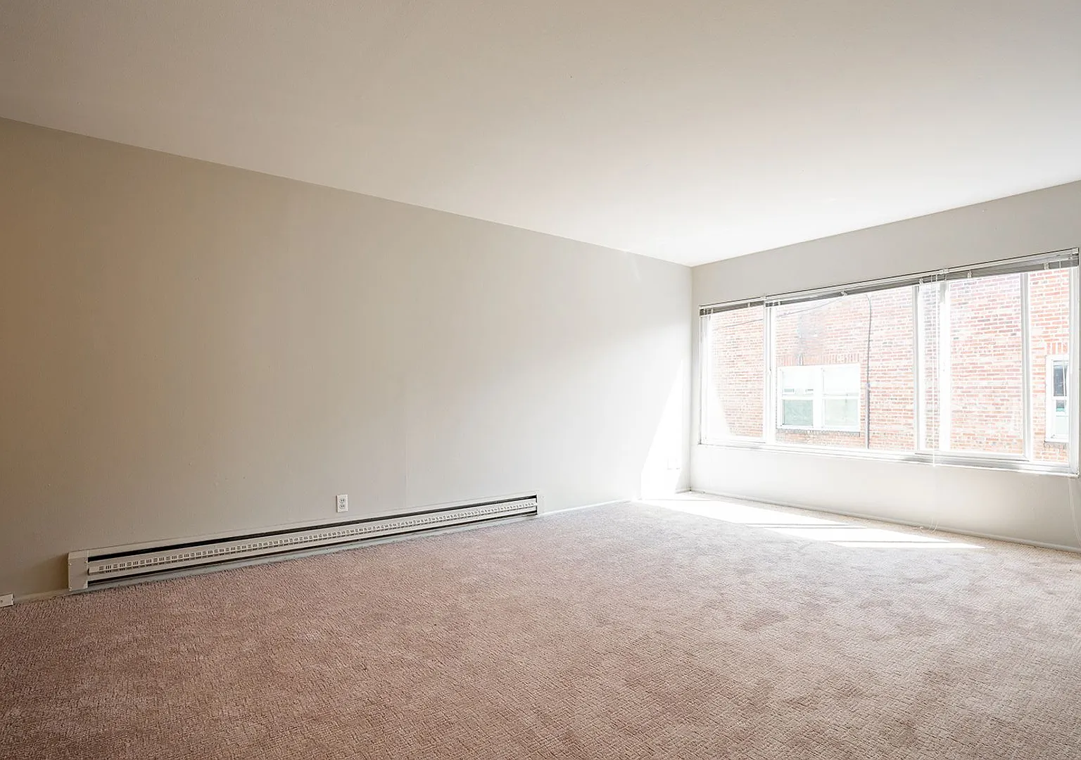 Dumar Apartments — Photo 1