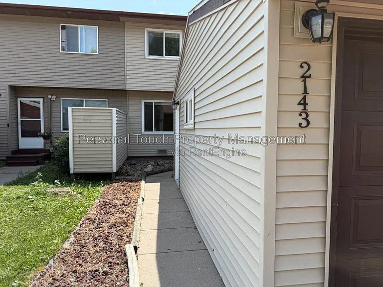 2143 2nd Ave E — Photo 33