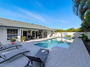 1310 SW 19th Ln, Cape Coral, FL 33991