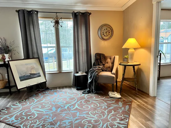 467 Lincolnville Avenue, Searsmont, ME 04973