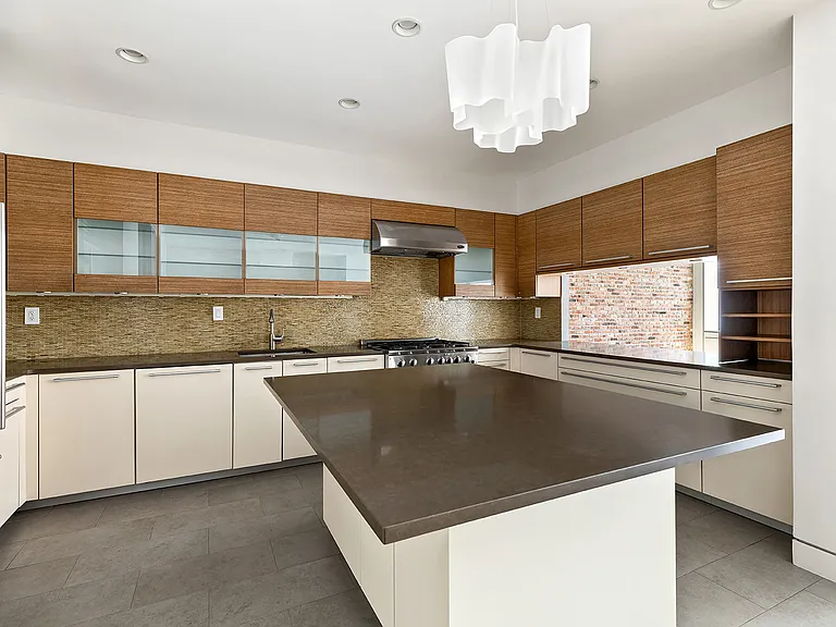 35 N Moore St #5C — Photo 11