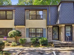 248 Triumph Dr NW, Atlanta, GA 30327