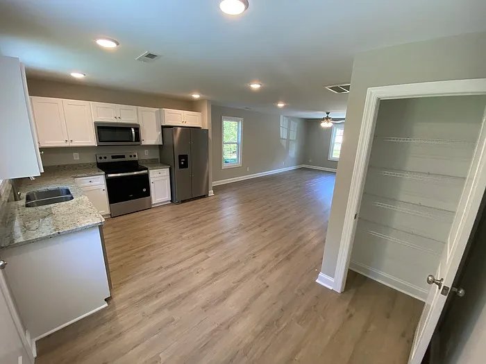 2701 Vale Ave — Photo 7