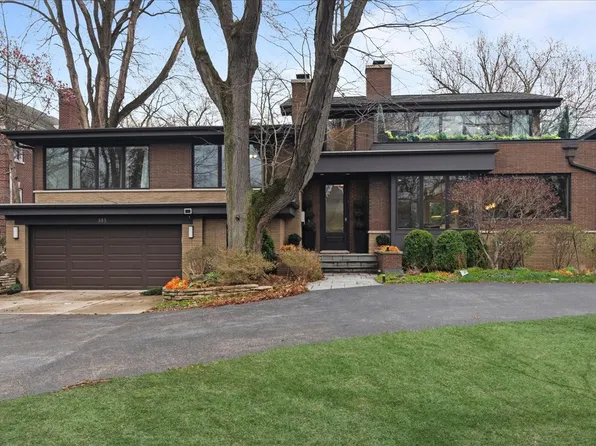 885 Oak Dr, Glencoe, IL 60022