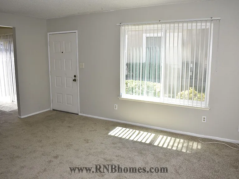 5237 Manzanita Ave #2 — Photo 3