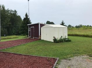 W6011 Maple Crest Rd, Crivitz, WI 54114