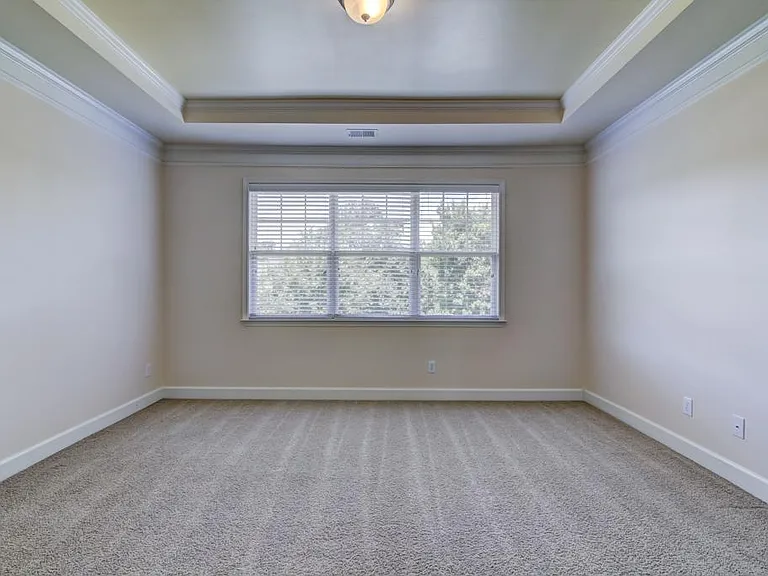 2027 Cobblestone Cir NE — Photo 22