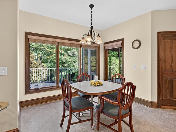 5th image of 141 Northshores Dr