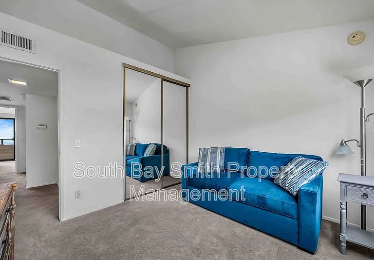 420 Palos Verdes Blvd — Photo 30