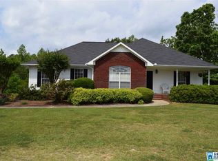 1280 Mountain Woods Lake Rd, Warrior, AL 35180