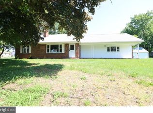 310 Swedesboro Rd, Gibbstown, NJ 08027