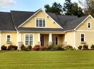 8824 Dexter Gables Ln, Dexter, MI 48130