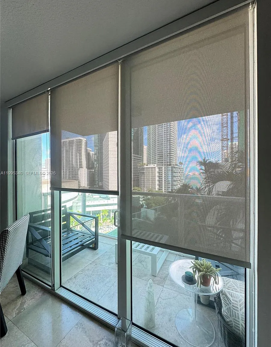 Brickell On The River N T — Photo 3