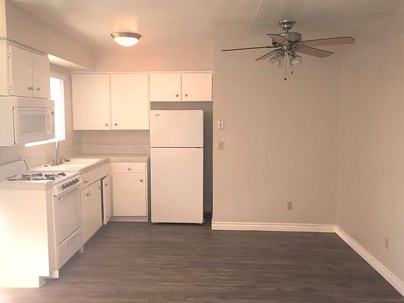4th image of 1231 25th St APT 18