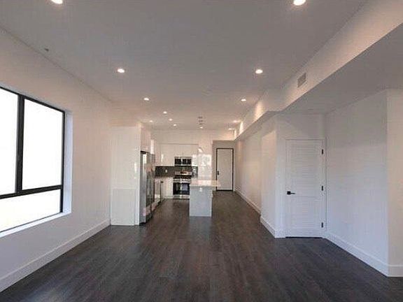 2nd image of 5254 Denny Ave #203