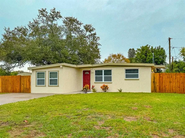 8599 92nd Ter, Seminole, FL 33777