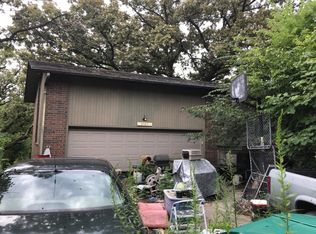 3565 Oakwood Dr, Topeka, KS 66617