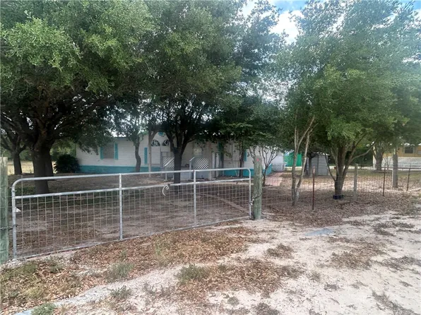 112 County Road 314, Orange Grove, TX 78372