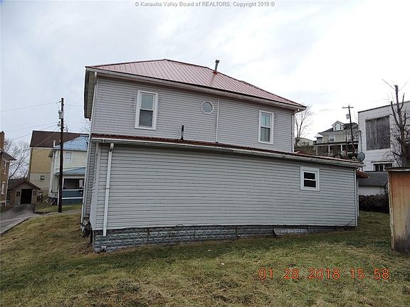 4th image of 208 Capehart St