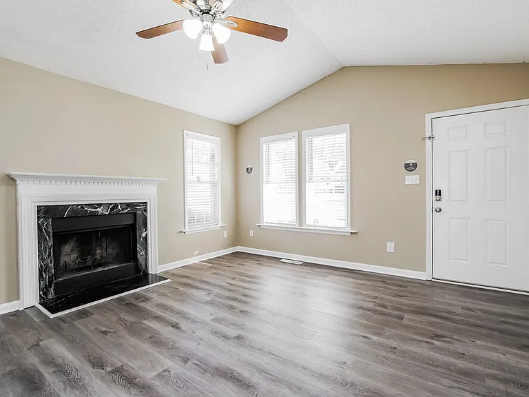 2 W Boxley Dr — Photo 3