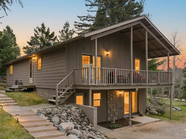 4802 Blackbird Rd, Petoskey, MI 49770