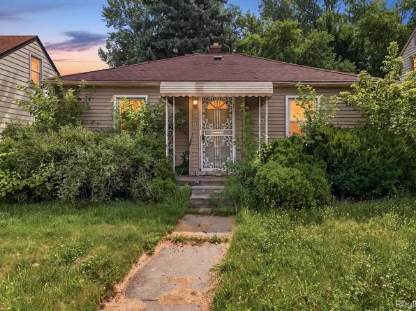 8220 Robson St, Detroit, MI 48228