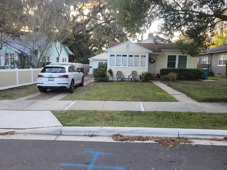 The apartment is the converted garage + of this quaint College Park bungalow in the Ivanhoe District (so in the best of best neighborhoods) and just a few doors up from Lake Ivanhoe.