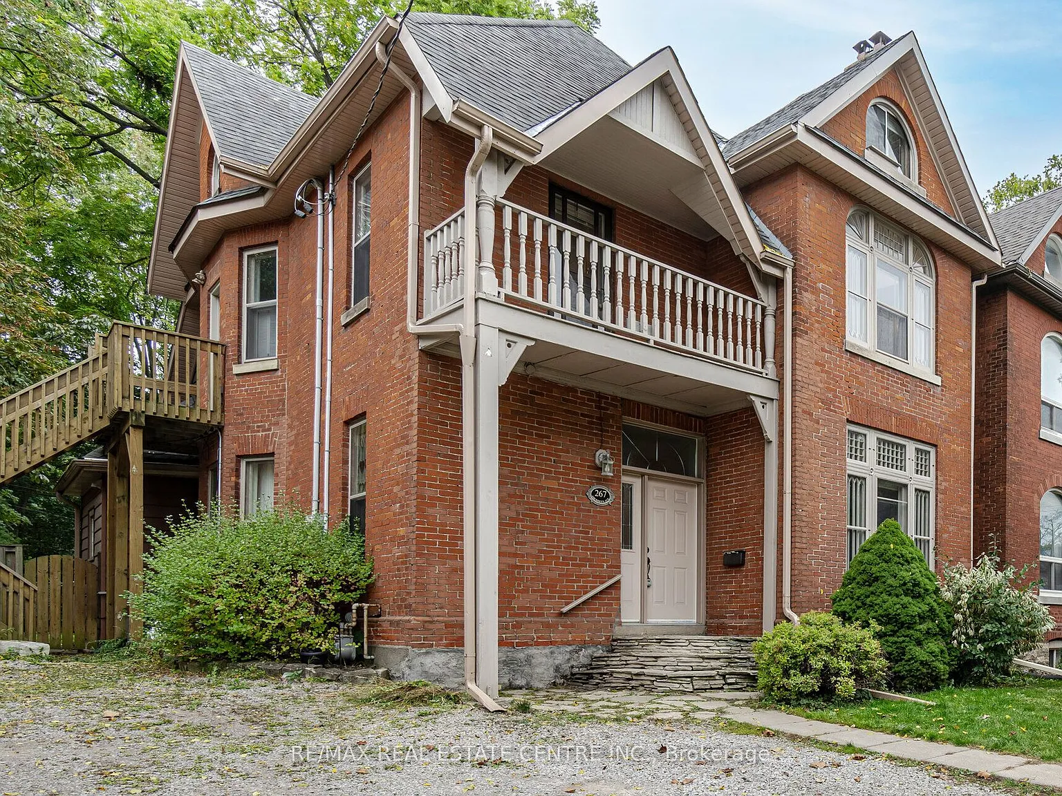 3 bed, $3,000 — Photo 1