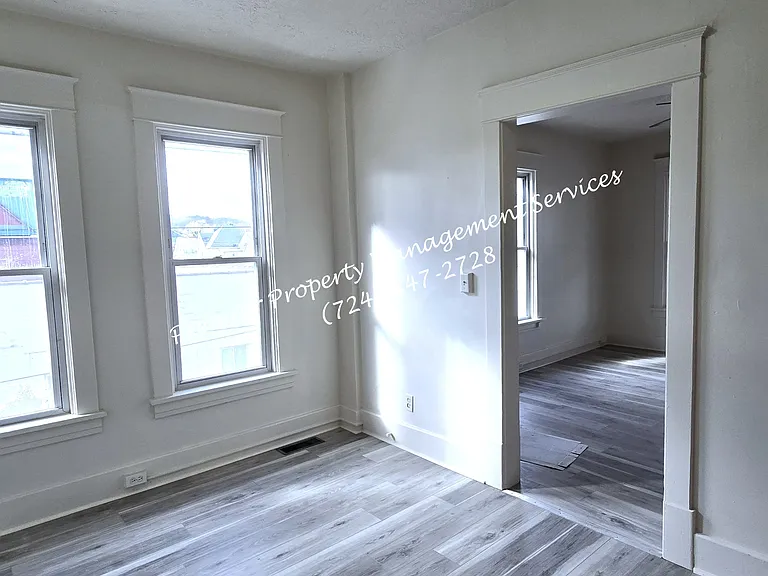 331 W North St #5 — Photo 7
