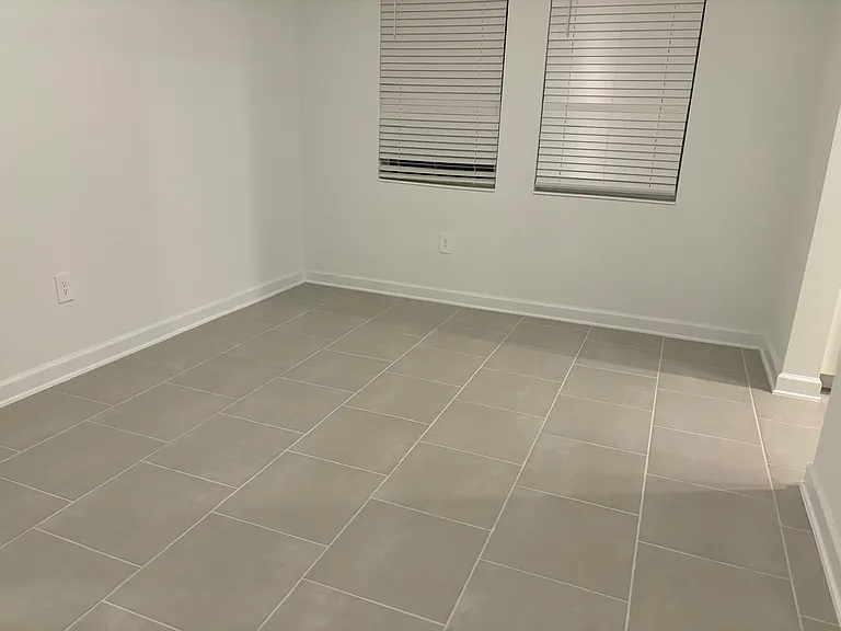 4635 Wandsworth Way — Photo 34