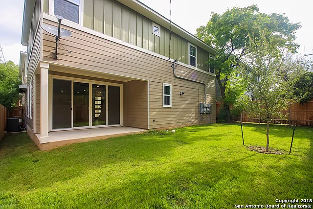140 Claremont Ave #102 — Photo 21