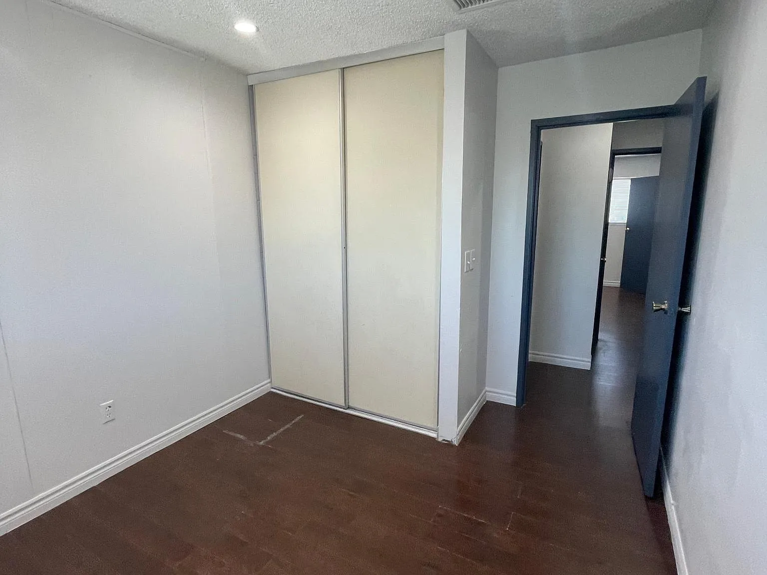 700 E Nelson Avenue — Photo 3