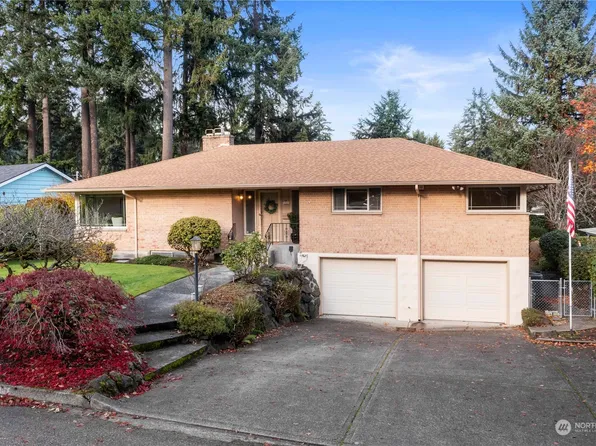 1007 Rosewood Lane, Fircrest, WA 98466