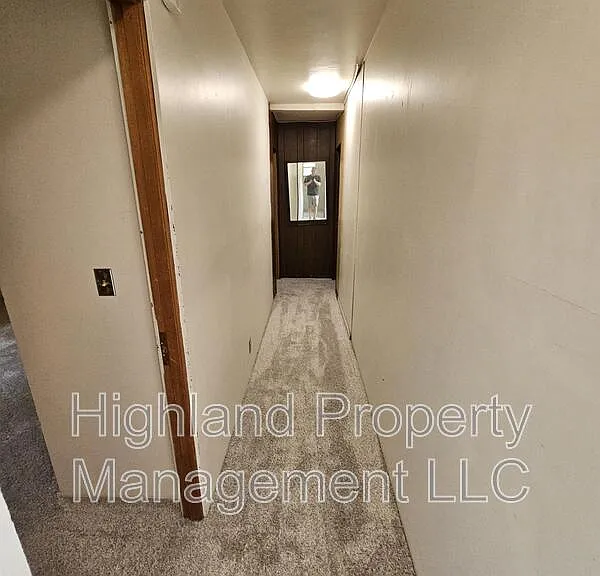 1170 NE Harvey Rd #B — Photo 11