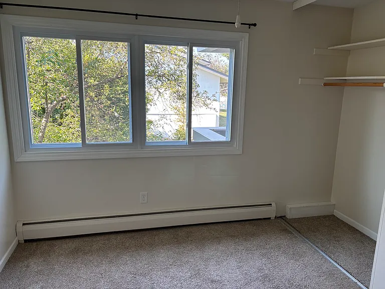 8252 Fremont Ave S #D — Photo 5
