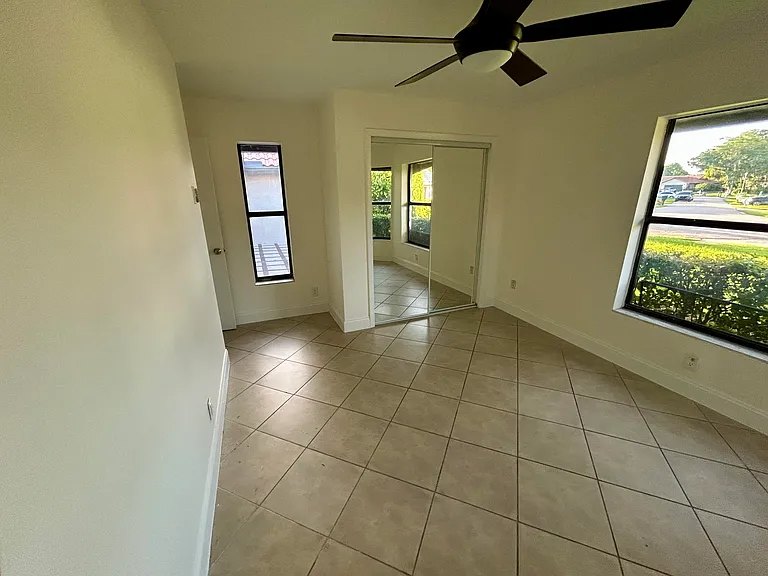 22822 Pinewood Ct — Photo 21