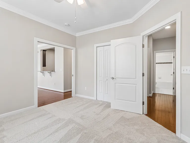 2nd room / office/ flex space