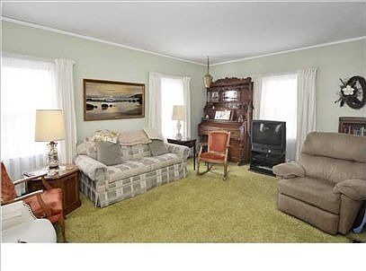 3rd image of 2103 Union Ave SE