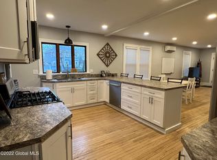 2765 Greeley St, Schenectady, NY 12304