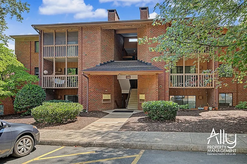 130 Turtle Creek Rd #1-10