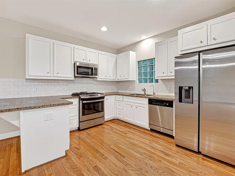 3730 Main Poplar Dr — Photo 13