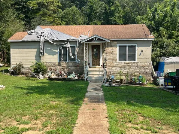608 Sweetwater Ave, Florence, AL 35630