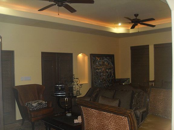 5th image of 720 Moon Lake Dr N